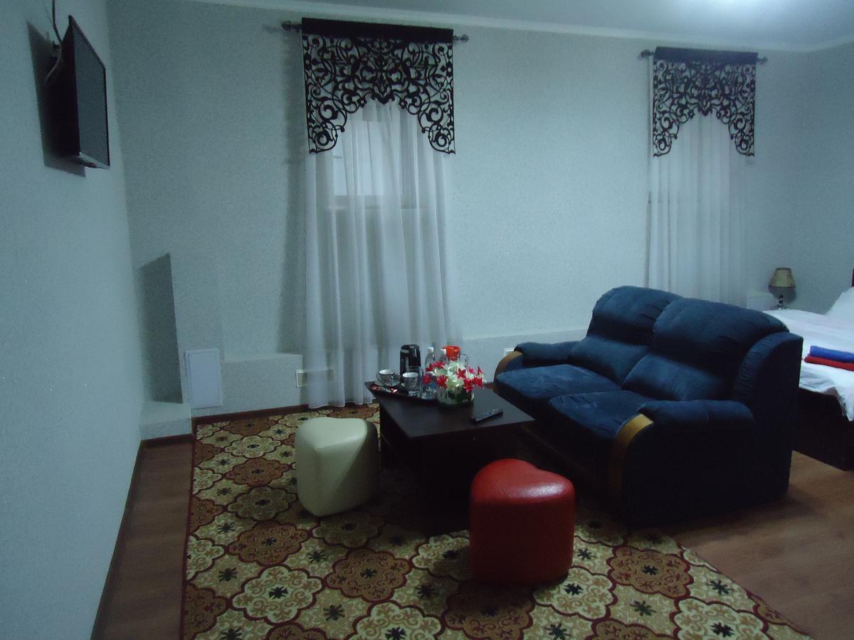 Tumar Bishkek Exterior foto